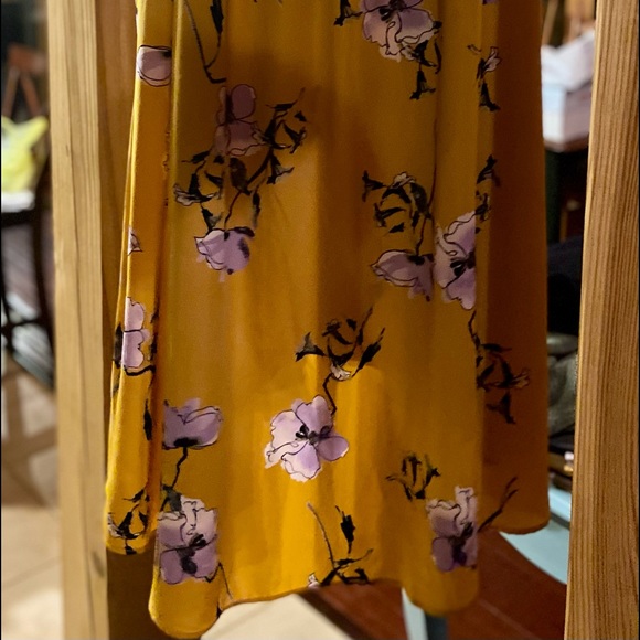 NWT!! LE LIS- Golda Faux Wrap Midi Skirt - Picture 12 of 12